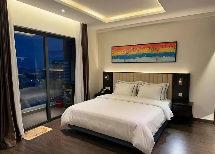Cozy Sapphire - View Balcony * Hạ Long