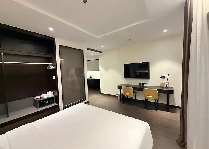 Cozy Sapphire - View Balcony Hạ Long